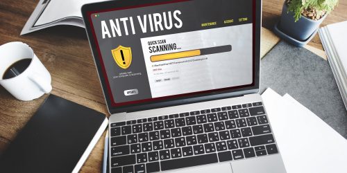 Antivirus auf einem Laptop