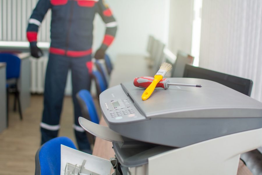 Drucker druckt Streifen - Wartung